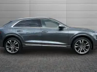 Używany Audi SQ8 Comfort 507 KM (372 kW) 2021 Szary SUV
