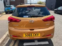 Used Hyundai i20 Premium 100 HP (73 kW) 2015 Orange Hatchback