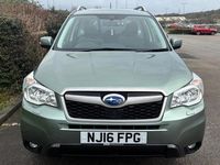 Used Subaru Forester Premium 147 HP (108 kW) 2016 Green SUV