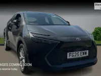 Used Toyota C-HR 140 HP (102 kW) 2026 SUV