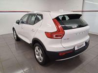 Used Volvo XC40 Momentum 2020 White SUV