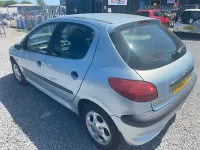 Used Peugeot 206 109 HP (80 kW) 2003 Silver Hatchback