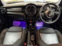 Used Mini Cooper Hatch 136 HP (100 kW) 2019 White Hatchback