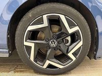 Used VW Golf VIII R-line 150 HP (110 kW) 2025 Blue Hatchback