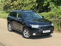 Używany Mitsubishi Outlander P-HEV 2015 Czarny Kombi