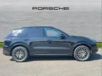 Used Porsche Cayenne 456 HP (335 kW) 2022 Jet black SUV