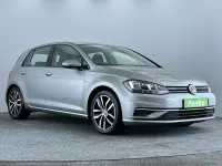 Begagnad VW Golf VII SE 130 HK (95 kW) 2018 Silver Halvkombi