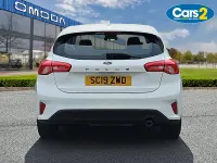 Used Ford Focus Zetec 2019 White Hatchback