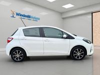 Used Toyota Yaris 2018 White Hatchback