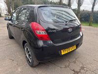 Used Hyundai i20 Classic 77 HP (56 kW) 2009 Black Hatchback