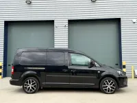 Używany VW Caddy Highline 140 KM (102 kW) 2014 Czarny Minivan