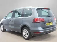 Usado VW Sharan SE 150 HP (110 kW) 2016 Cinzento Monovolume