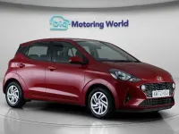 Used Hyundai i10 SE 67 HP (49 kW) 2023 Red Hatchback