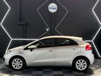 Used Kia Rio 84 HP (61 kW) 2014 Silver Hatchback