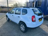 Used Dacia Duster Ambiance 2015 White Hatchback