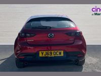 Usado Mazda 3 122 HP (89 kW) 2019 Vermelho Citadino