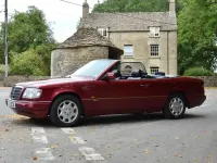 Used Mercedes E220 150 HP (110 kW) 1995 Red Cabriolet