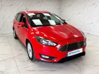 Used Ford Focus Zetec 125 HP (91 kW) 2015 Red Estate