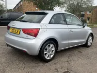 Begagnad Audi A1 Business 105 HK (77 kW) 2012 Silver Halvkombi