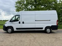 Usado Citroën Relay 140 CV (102 kW) 2023 Blanco Van