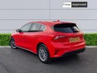 Używany Ford Focus Titanium X 125 KM (91 kW) 2018 Czerwony Hatchback