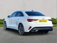 Begagnad Audi A3 S-Line 147 HK (108 kW) 2025 Vit Sedan