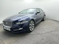Usado Jaguar XJ Portfolio 300 HP (220 kW) 2016 Azul Sedan