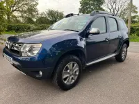 Usado Dacia Duster Lauréate 106 HP (77 kW) 2018 Azul SUV