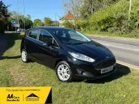 Usado Ford Fiesta Zetec 82 HP (60 kW) 2016 Preto Citadino