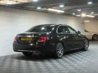 Usado Mercedes E220 AMG line 2019 Negro Berlina