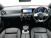 Usado Mercedes CLA200 AMG Line Premium 163 HP (119 kW) 2019 Branco Carrinha
