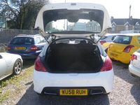Used Peugeot 308 2008 White Hatchback