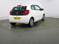 Used Citroën C1 Feel 68 HP (50 kW) 2017 White Hatchback