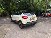 Used Renault Captur Dynamique 90 HP (66 kW) 2013 Cream/black SUV