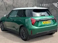 Used Mini Cooper Exclusive 135 kW (184 HP) 2025 Green Hatchback