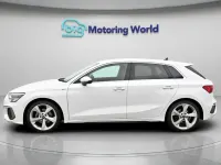 Begagnad Audi A3 Sportback S-Line 150 HK (110 kW) 2023 Vit Halvkombi
