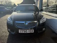 Begagnad Vauxhall Insignia SRi 160 HK (117 kW) 2011 Svart Kombi