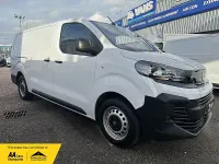 Used Vauxhall Vivaro 145 HP (106 kW) 2024 White MPV