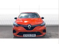 Used Renault Clio V Evolution 88 HP (64 kW) 2023 Orange Hatchback