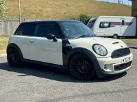 Begagnad Mini Cooper S Hatch 2012 Vit Halvkombi