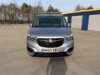 Second-hand Vauxhall Combo Sportive 100 CP (73 kW) 2019 Gri Monovolum