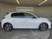 Used Peugeot 208 Allure+ 100 HP (73 kW) 2022 White Hatchback