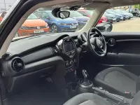 Used Mini Cooper Classic 136 HP (100 kW) 2019 White Hatchback