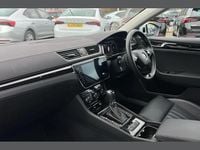 Used Skoda Superb LAURIN & KLEMENT 200 HP (147 kW) 2024 White  Estate