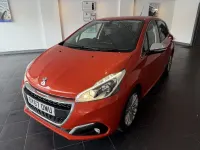 Second-hand Peugeot 208 Allure 2017 Portocaliu Hatchback