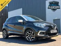 Used Renault Captur Iconic 90 HP (66 kW) 2018 Black/silver SUV
