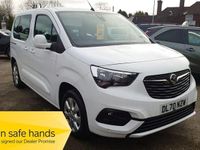Used Vauxhall Combo S 130 HP (95 kW) 2020 White MPV