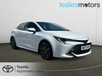 Used Toyota Corolla 122 HP (89 kW) 2020 White Hatchback