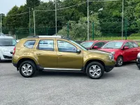 Used Dacia Duster Lauréate 125 HP (91 kW) 2016 Green SUV