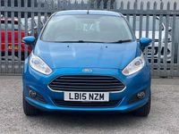 Usado Ford Fiesta Zetec 2015 Azul Citadino